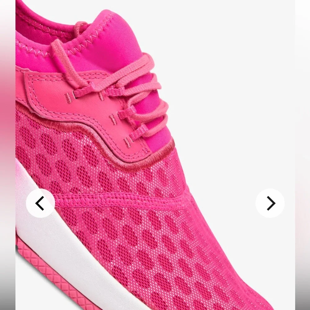 Infinity Sneakers size 10 NWOT - Picture 3 of 6